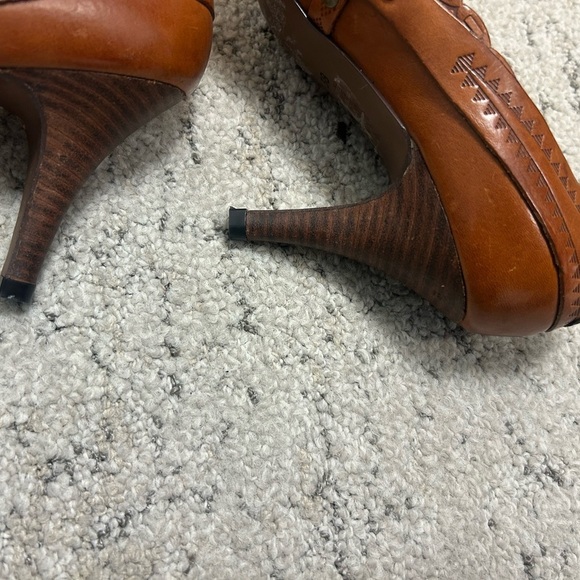 Ash 7.5 (38 EU) mint condition Brown Heels with Vintage-Inspired Design - Picture 13 of 15